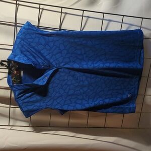 A daily sport blue top